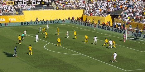 1751757714686074604.gif 皇马.gif